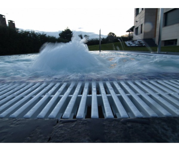 11.7 GALERÍA FOTOGRÁFICA. EQUIPOS INSTALADOS - SPA DE LA PISCINA.