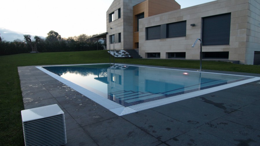 6. PISCINA PRIVADA EN GIJÓN