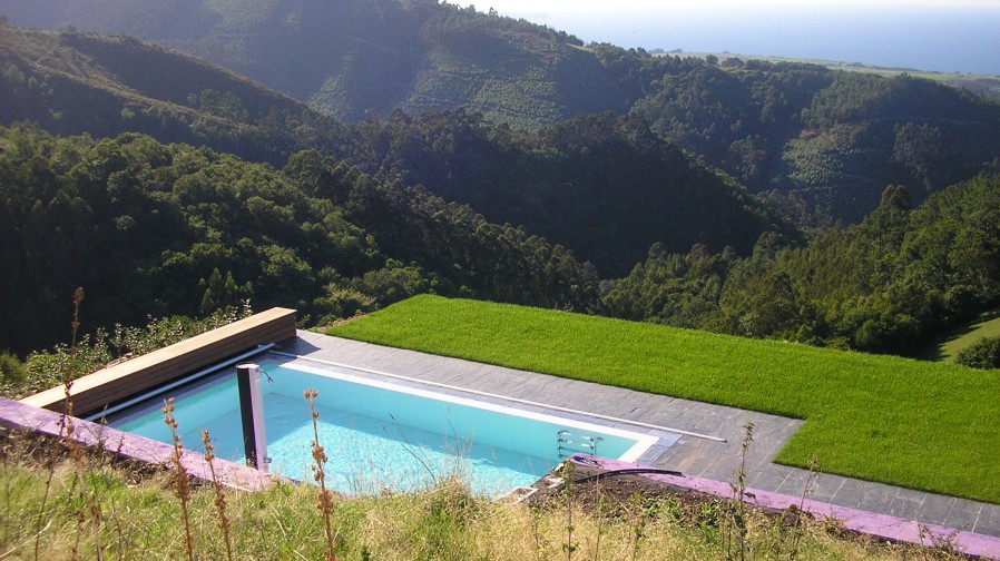 11. PISCINA PRIVADA EN CUDILLERO