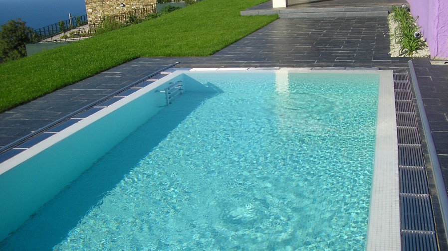 14. PISCINA PRIVADA EN CUDILLERO